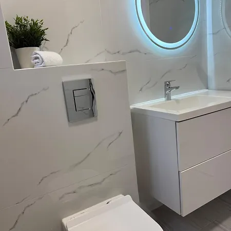 Blue Magenta 2 Apartamento *